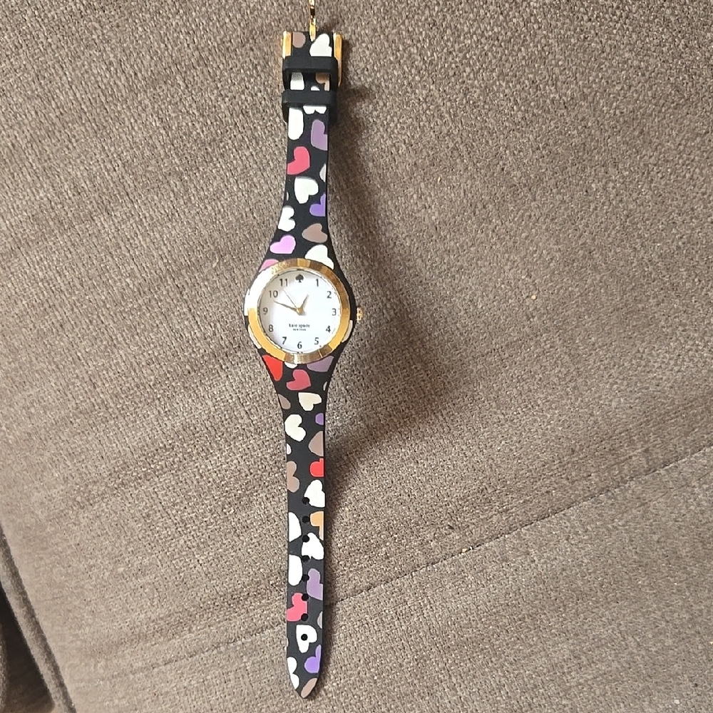 KATE SPADE WATCH NWOT AND BOX HEART RUBBER WATCH BAND MULTICOLOR